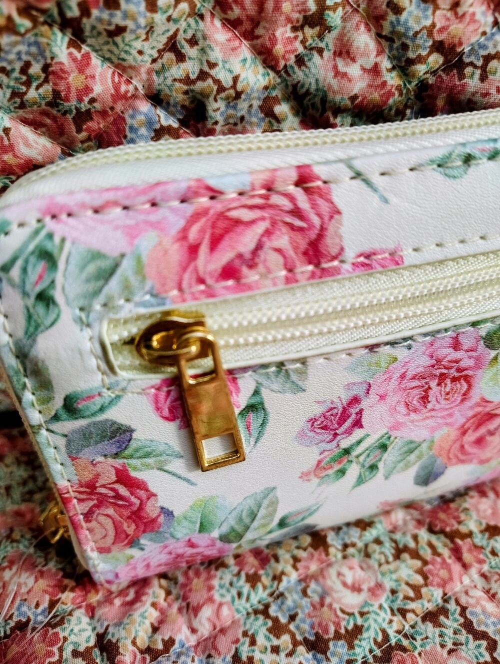 NEW Floral Roses Vinyl Zip Around Wallet
